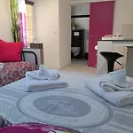 Joli Le Pavachon Jardin Et Terrasse A 3 Min Du Puy Du Fou