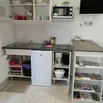 Joli Le Pavachon Jardin Et Terrasse A 3 Min Du Puy Du Fou Apartment Les Épesses