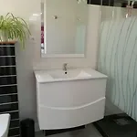 Apartament Joli Le Pavachon Jardin Et Terrasse A 3 Min Du Puy Du Fou