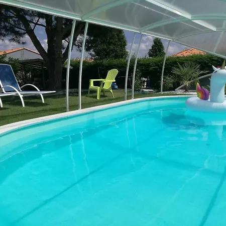 Le Pavachon, Piscine Familiale Chauffee - A 3 Min Du Puy Du Fou