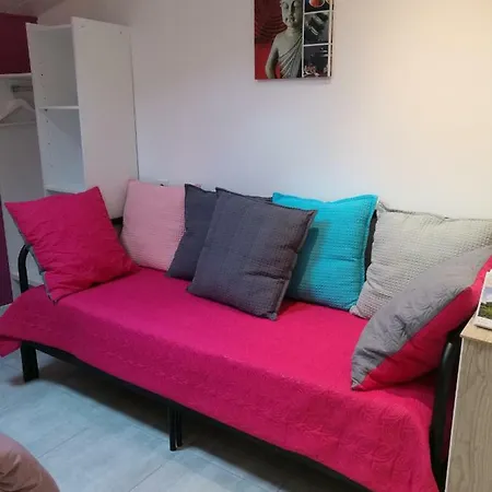 Apartment Le Pavachon, Piscine Familiale Chauffee - A 3 Min Du Puy Du Fou